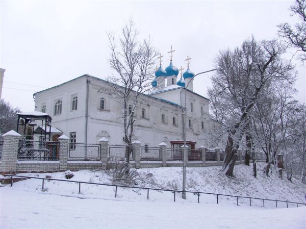 Покросвкая гора храм черт знает кому но круто :)